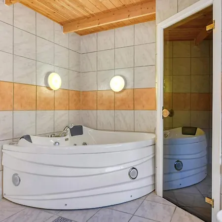 Holiday home Xii *